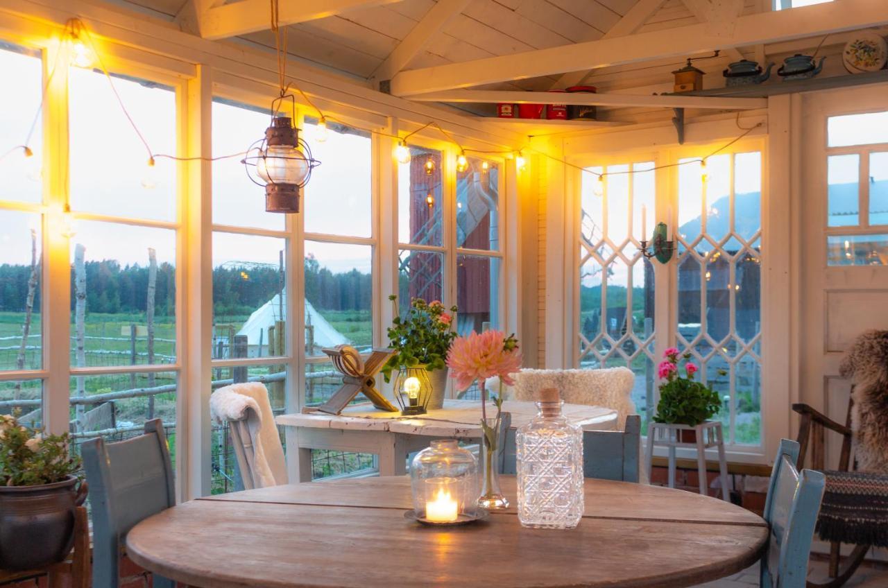 Mickels Bondgardsglamping Hotel Gottby Exterior photo
